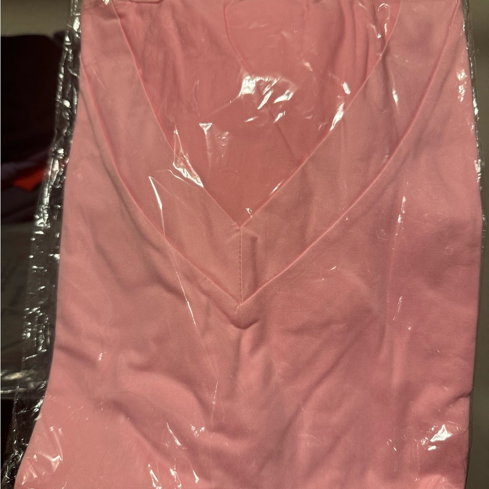 Source Unknown Pink V-Neck Short Sleeve Tee